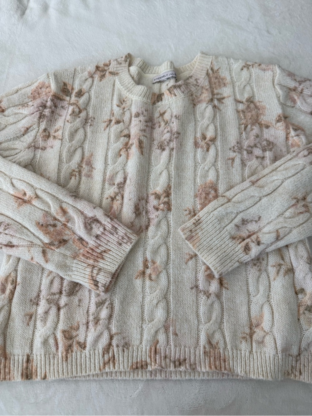 Sincerely Jules Floral Cable Knit Crop Sweater Women's Size M Cream Pink D84